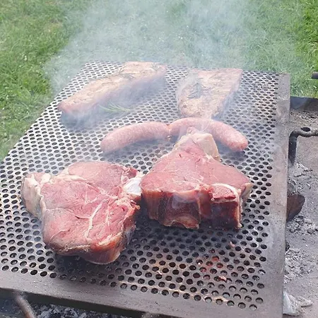 Ripa D'era مزرعة للإقامة